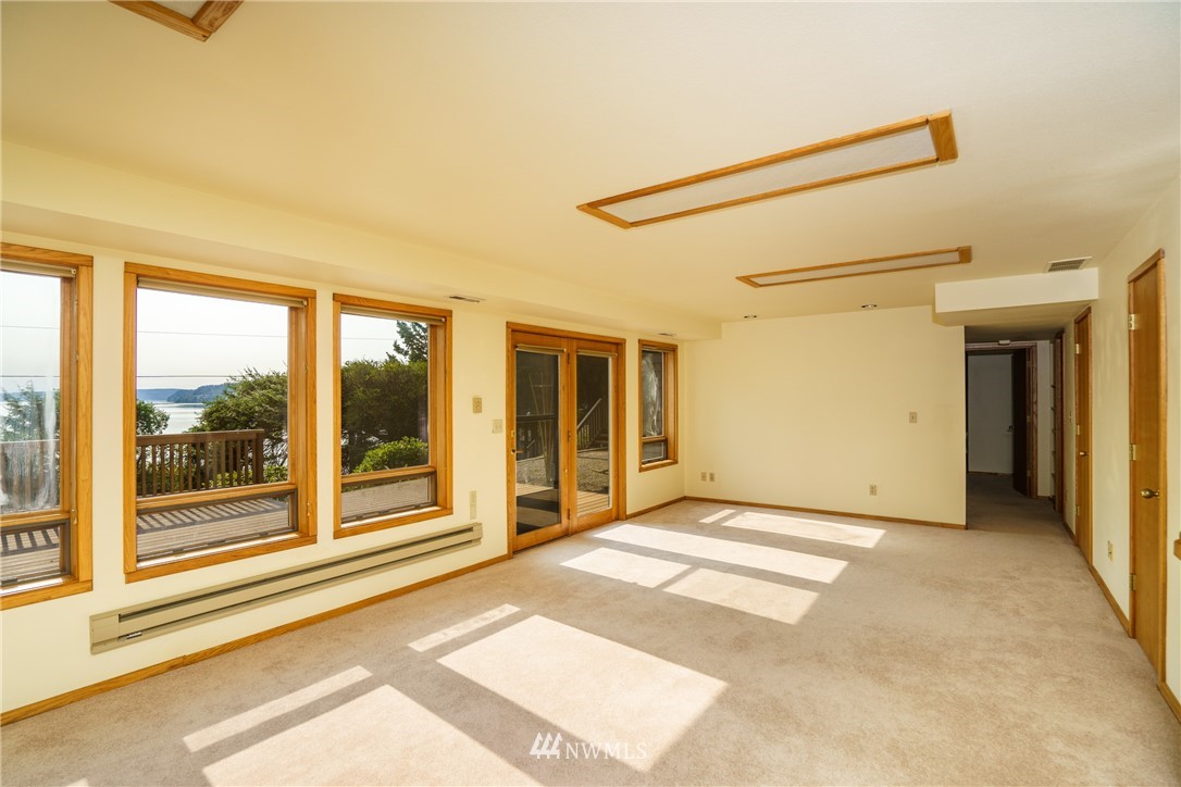 15091 Gibralter Road Anacortes, WA 98221 - Photo 22 of 25 Gallery Image 22