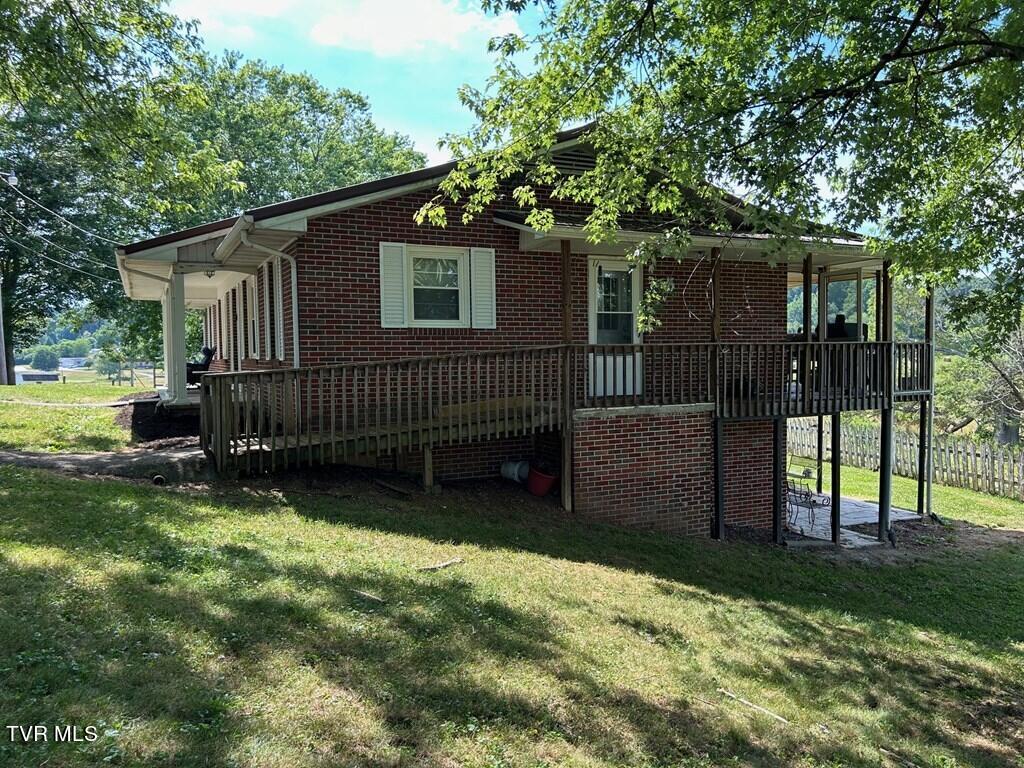 18451 Benhams Road Bristol, VA 24202 - Photo 3 of 71 94306_53