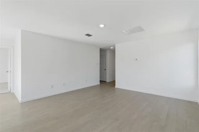 $1,625 | 3704 Spring Run Drive, Sherman, TX 75092