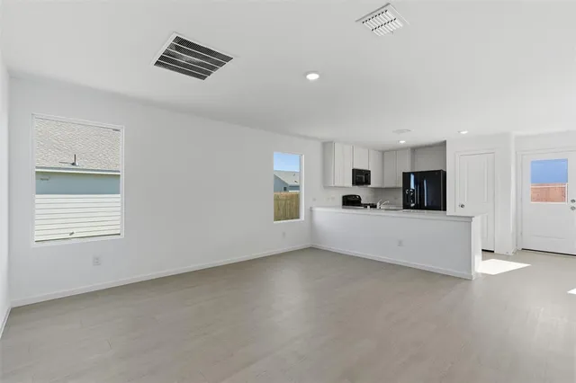 $1,625 | 3704 Spring Run Drive, Sherman, TX 75092