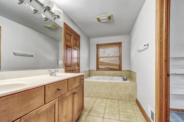 $674,873 | 1S174 Addison Avenue, Lombard, IL 60148