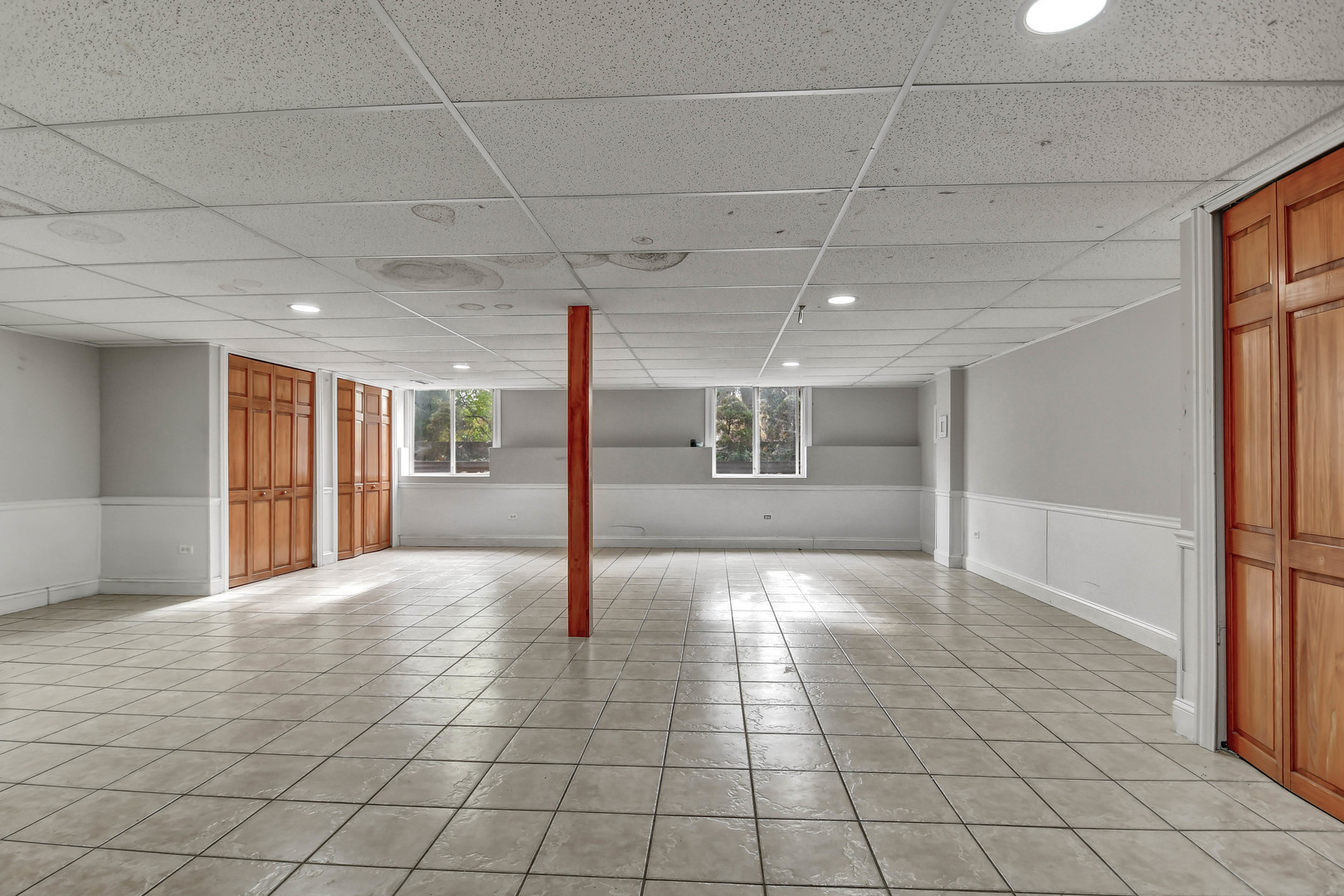 1S174 Addison Avenue Lombard, IL 60148 - Photo 27 of 37 a view of an empty room