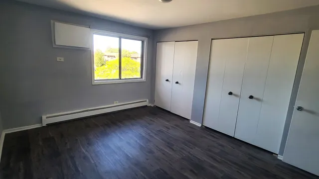 $1,800 | 7713 Woodward Avenue, Unit 3B, Woodridge, IL 60517