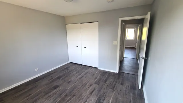 $1,800 | 7713 Woodward Avenue, Unit 3B, Woodridge, IL 60517