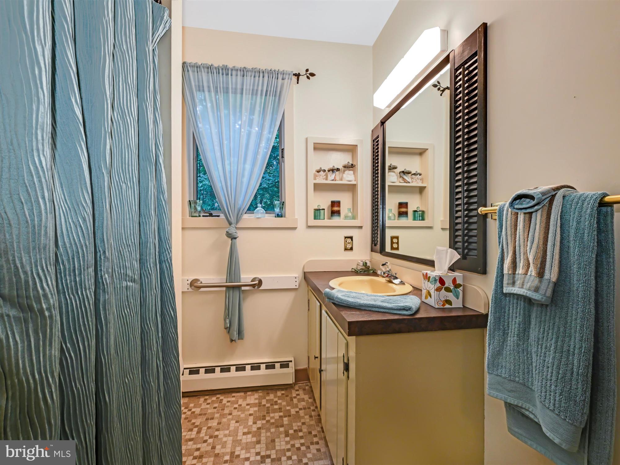 936 St Matthews Road Chester Springs, PA 19425 - Photo 15 of 33 Full Bath