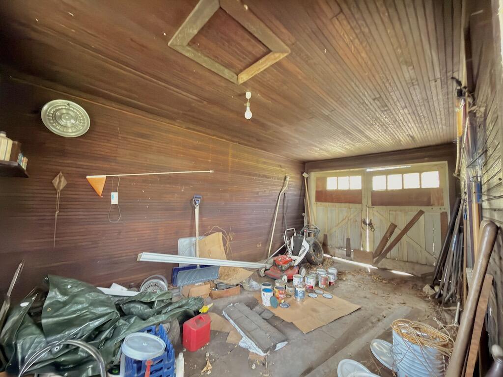 339 2nd Street Manistee, MI 49660 - Photo 42 of 45