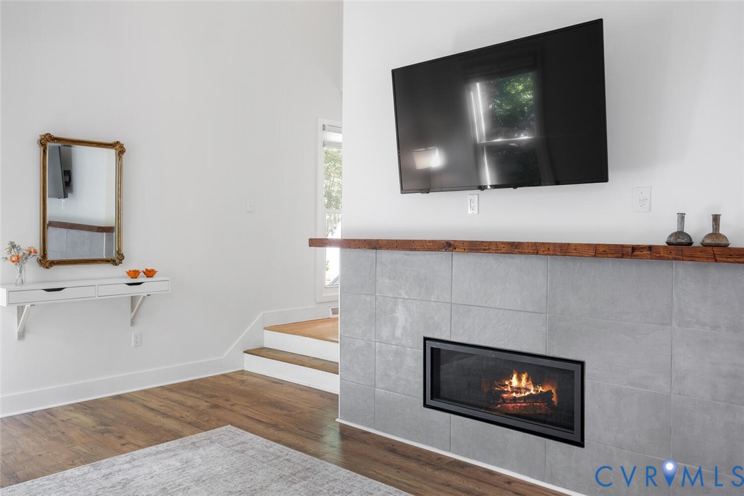 1607 Headwaters Road Midlothian, VA 23113 - Photo 12 of 45 Flame was added to fireplace by photographer and d