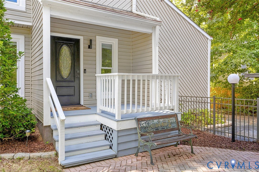 1607 Headwaters Road Midlothian, VA 23113 - Photo 2 of 45