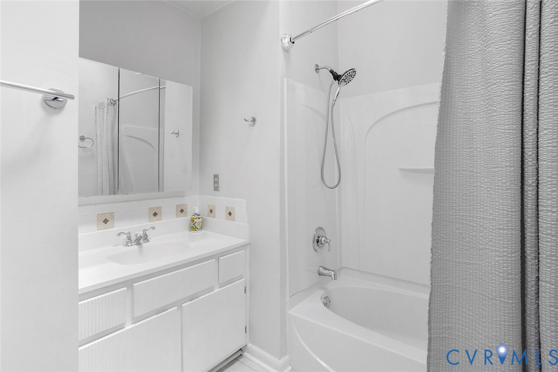 1607 Headwaters Road Midlothian, VA 23113 - Photo 33 of 45