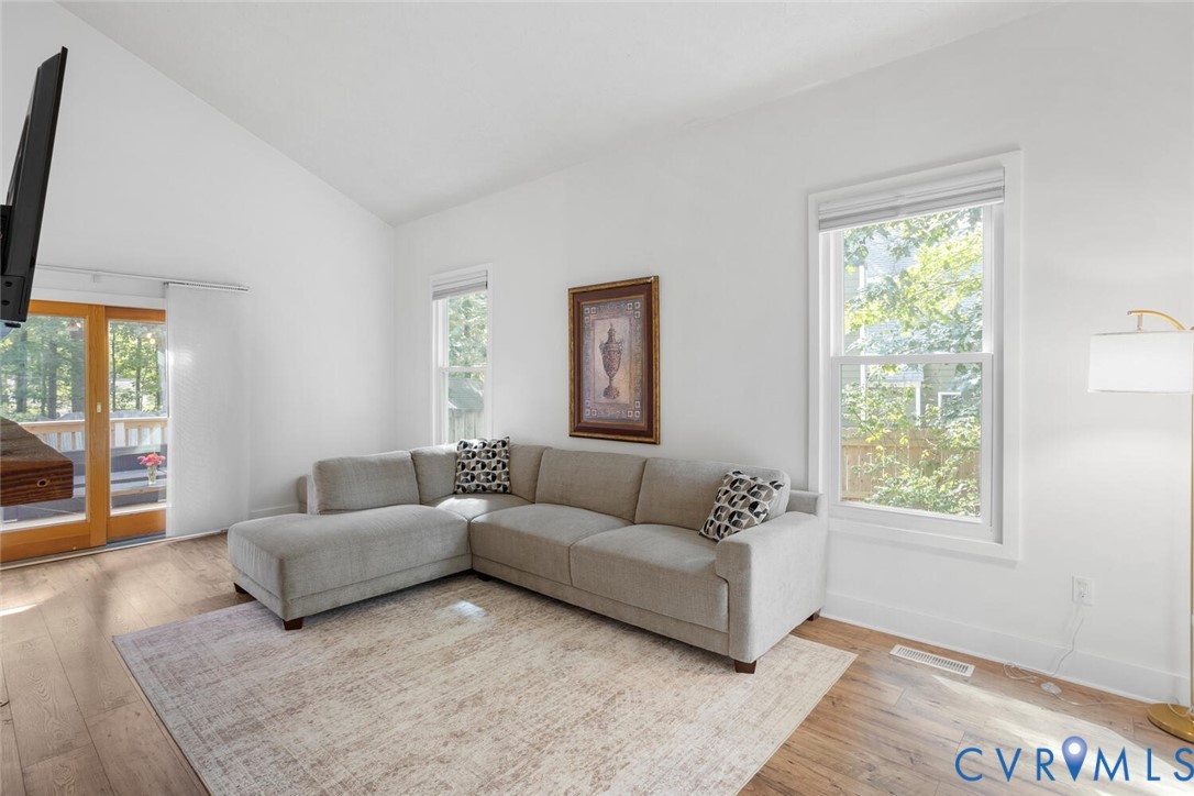 1607 Headwaters Road Midlothian, VA 23113 - Photo 8 of 45