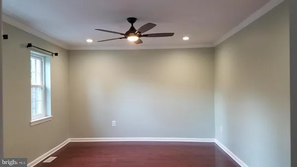 $3,000 | 5551 Winford Court, Fairfax, VA 22032