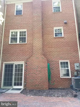 $3,000 | 5551 Winford Court, Fairfax, VA 22032