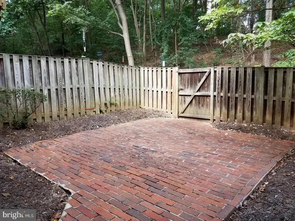 $3,000 | 5551 Winford Court, Fairfax, VA 22032