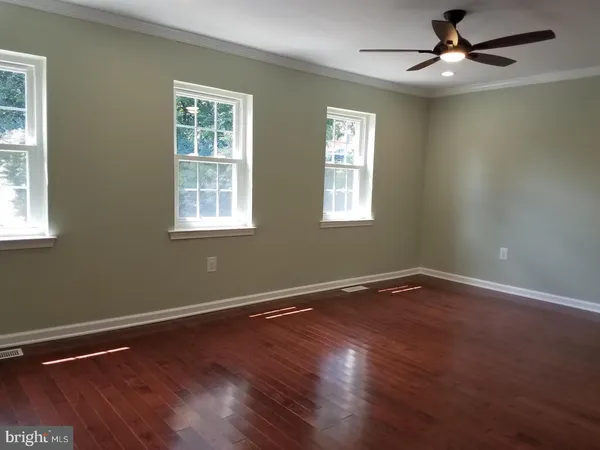 $3,000 | 5551 Winford Court, Fairfax, VA 22032