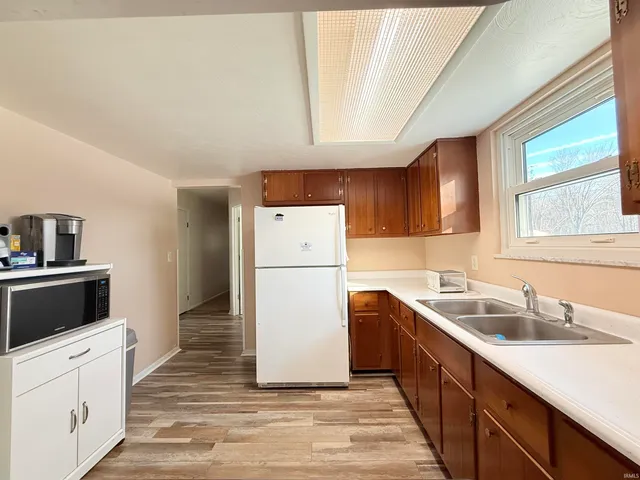 $210,000 | 3112 North Coats Road, Marion, IN 46952