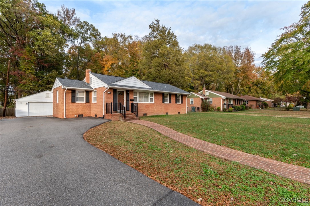 404 East Huntsman Road Sandston, VA 23150 - Photo 3 of 25 Single story home with a garage