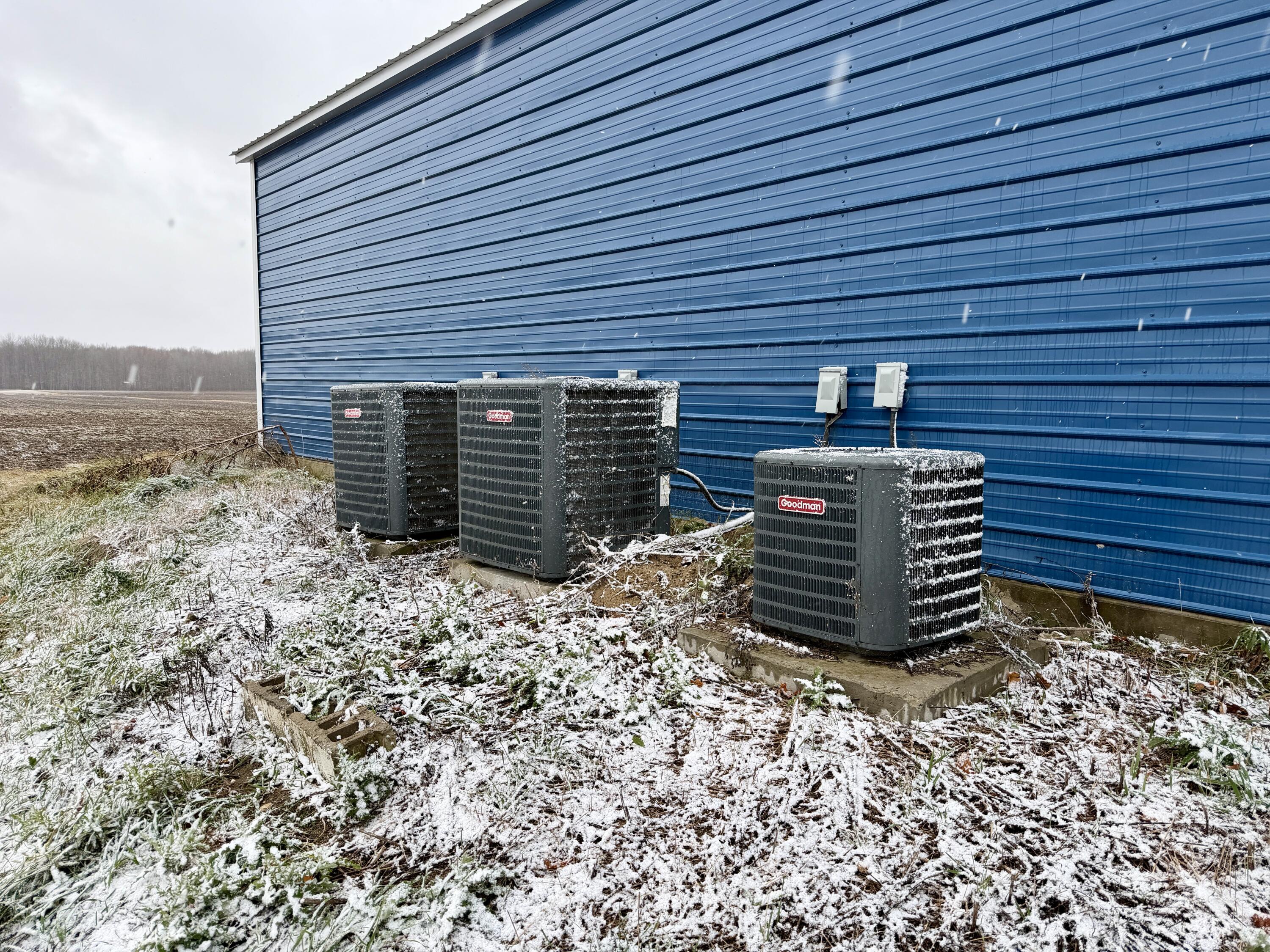 1518 East Tupper Lake Road Lake Odessa, MI 48849 - Photo 2 of 10 IMG_0281