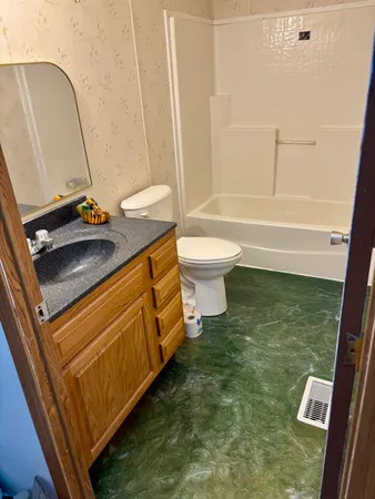 $224,000 | 1518 East Tupper Lake Road, Lake Odessa, MI 48849