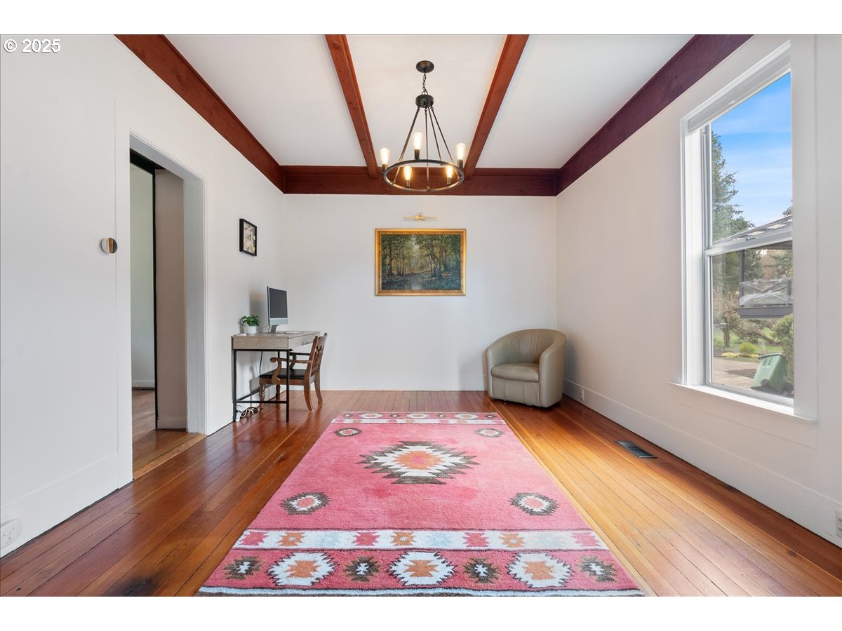 213 Cherry Street Silverton, OR 97381 - Photo 10 of 45 Gallery Image 10