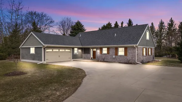 $549,999 | 2658 Northwoods Lane, Port Washington, WI 53074