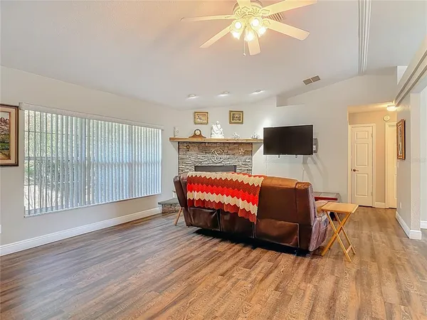 $599,900 | 15271 Southeast 24th Street Road, Ocklawaha, FL 32179