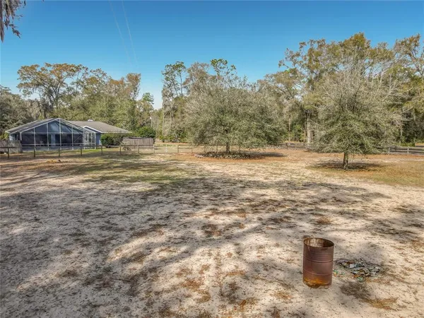 $599,900 | 15271 Southeast 24th Street Road, Ocklawaha, FL 32179