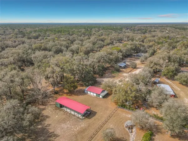 $599,900 | 15271 Southeast 24th Street Road, Ocklawaha, FL 32179