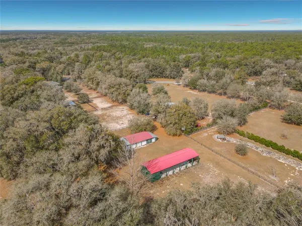 $599,900 | 15271 Southeast 24th Street Road, Ocklawaha, FL 32179