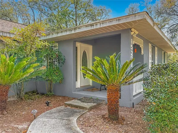 $599,900 | 15271 Southeast 24th Street Road, Ocklawaha, FL 32179