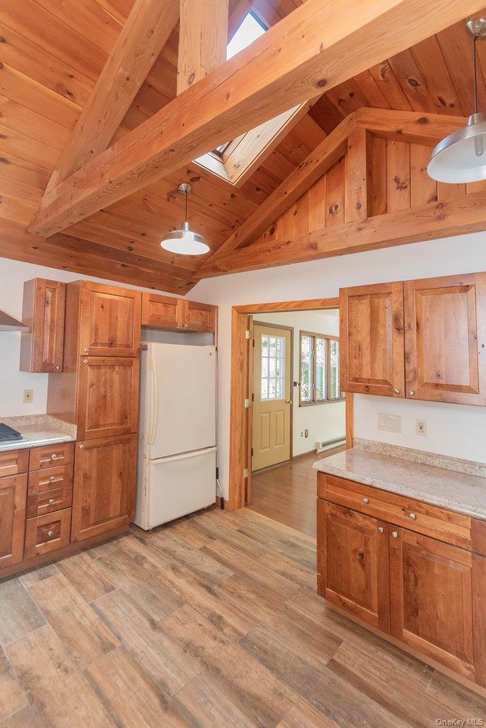7 Harrimac Lane Putnam Valley, NY 10579 - Photo 12 of 41 a spacious bathroom with a granite countertop sink and a bathtub