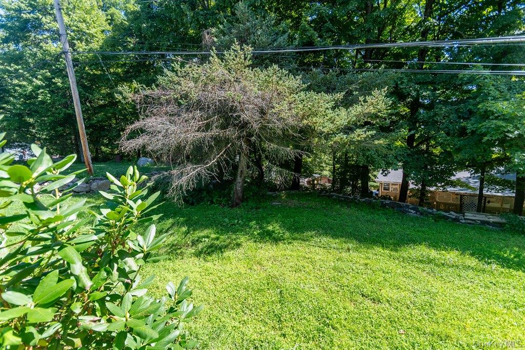 7 Harrimac Lane Putnam Valley, NY 10579 - Photo 35 of 41 a view of garden