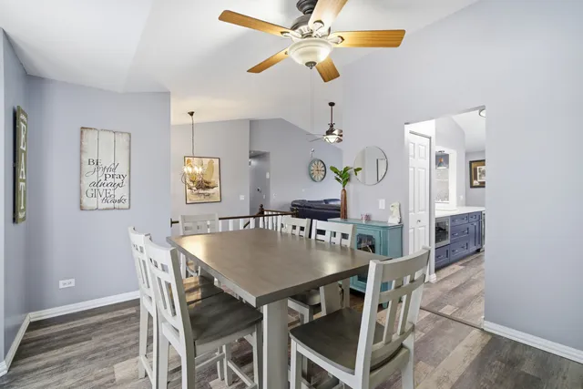 $399,900 | 1032 Oak Tree Trail, Lake Villa, IL 60046