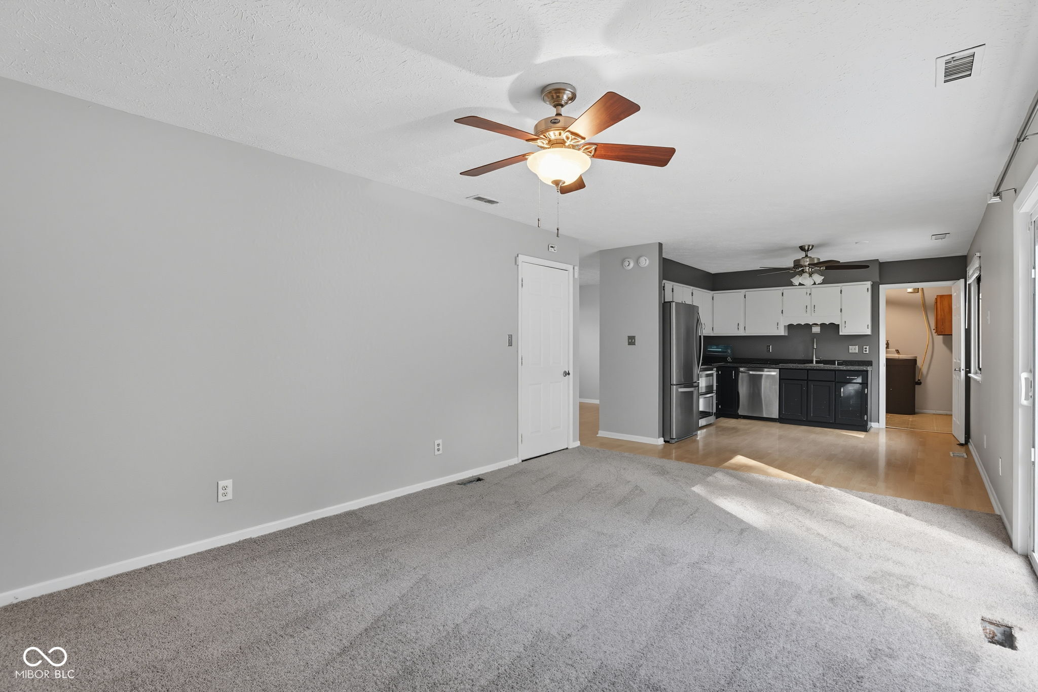 599 Yorktown Road Greenwood, IN 46142 - Photo 22 of 47 Gallery Image 22