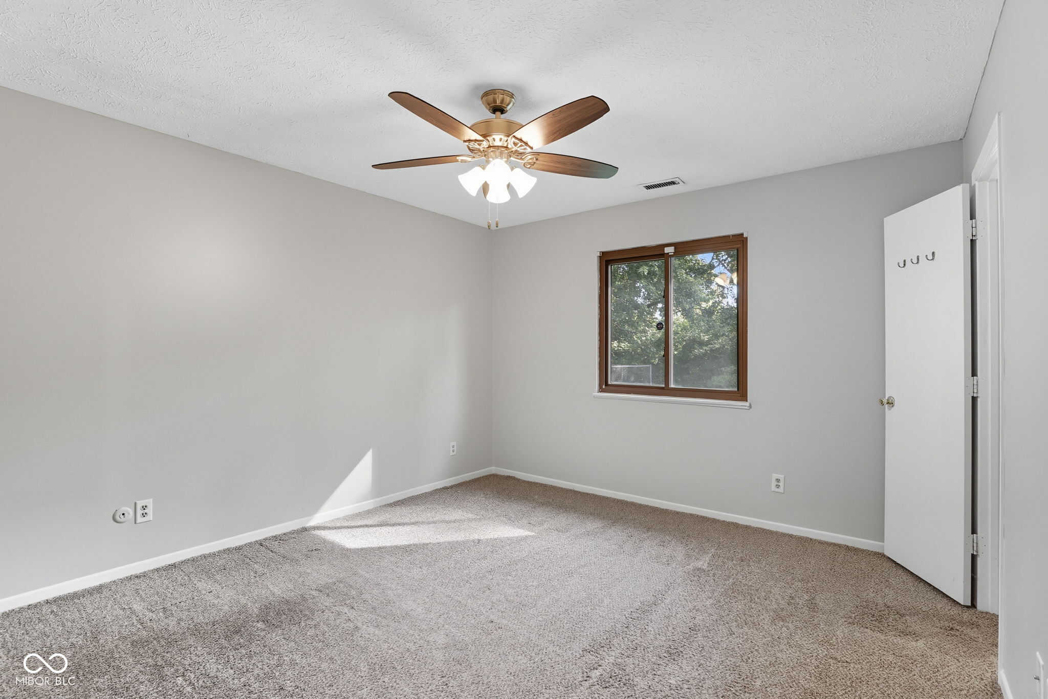 599 Yorktown Road Greenwood, IN 46142 - Photo 31 of 47 Gallery Image 31