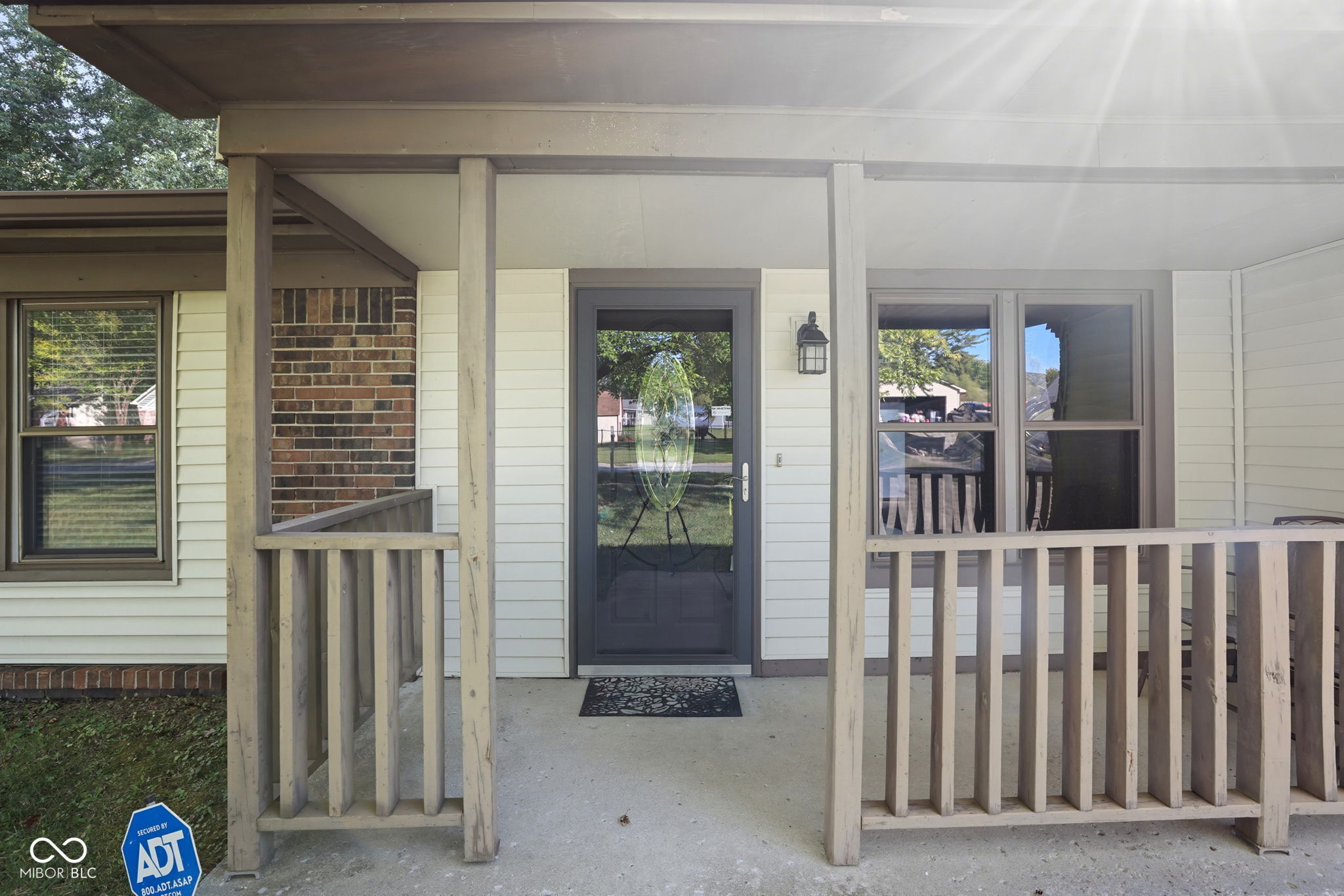599 Yorktown Road Greenwood, IN 46142 - Photo 4 of 47 Gallery Image 4