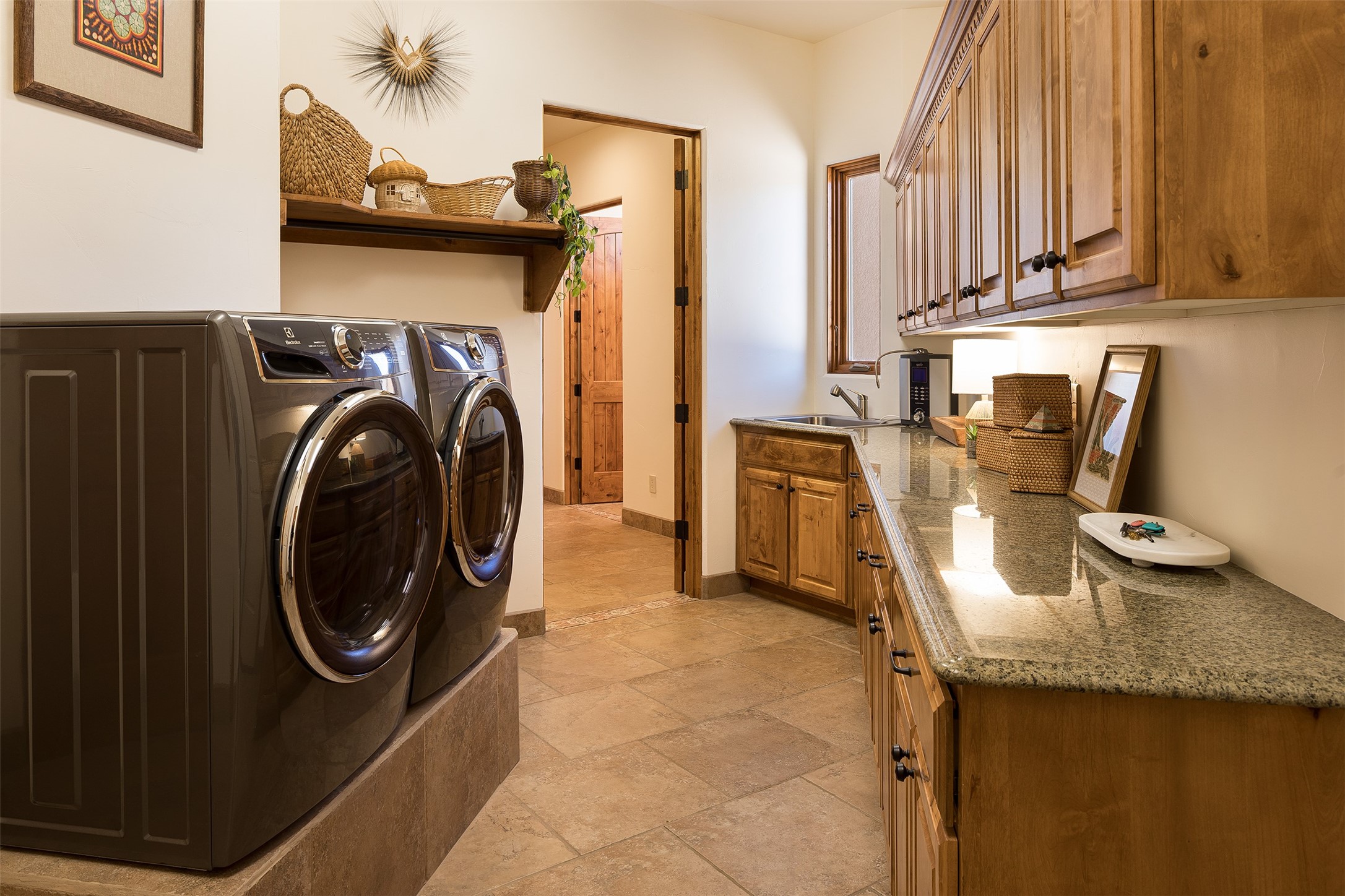 3120 Little Walnut Road Silver City, NM 88061 - Photo 19 of 88 Butler's Pantry/Laundry Room