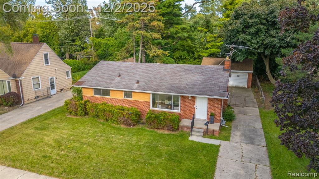 17150 Wakenden Redford, MI 48240 - Photo 5 of 35