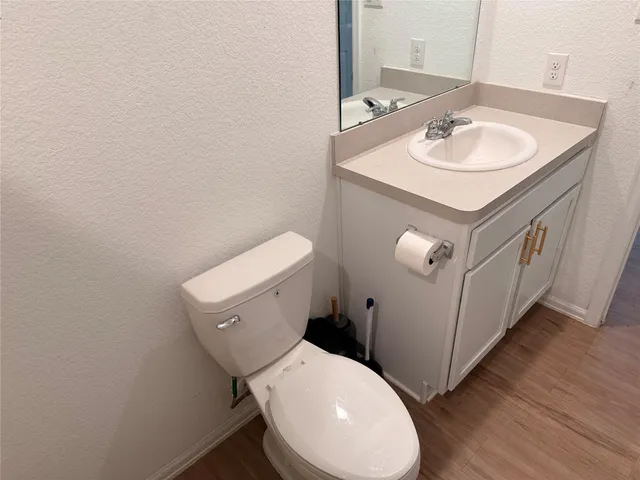 $285,000 | 14427 Woodcott Warren Way, Rosharon, TX 77583