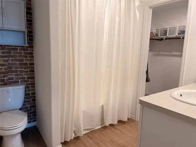 $285,000 | 14427 Woodcott Warren Way, Rosharon, TX 77583