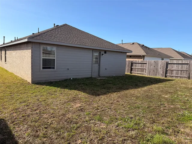 $285,000 | 14427 Woodcott Warren Way, Rosharon, TX 77583