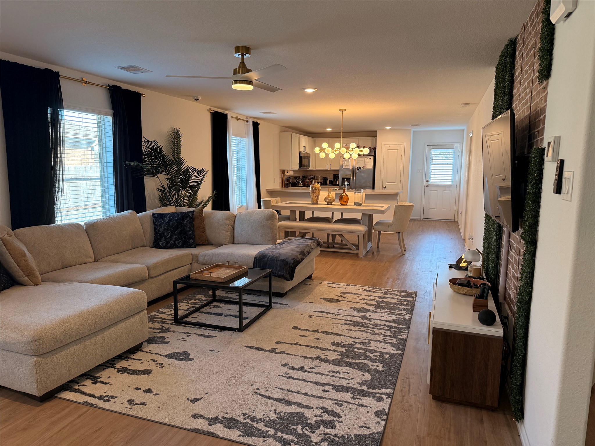 14427 Woodcott Warren Way Rosharon, TX 77583 - Photo 5 of 31