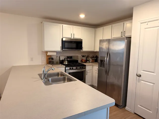 $285,000 | 14427 Woodcott Warren Way, Rosharon, TX 77583