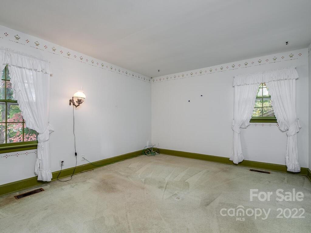 627 Sandridge Road Charlotte, NC 28210 - Photo 8 of 19