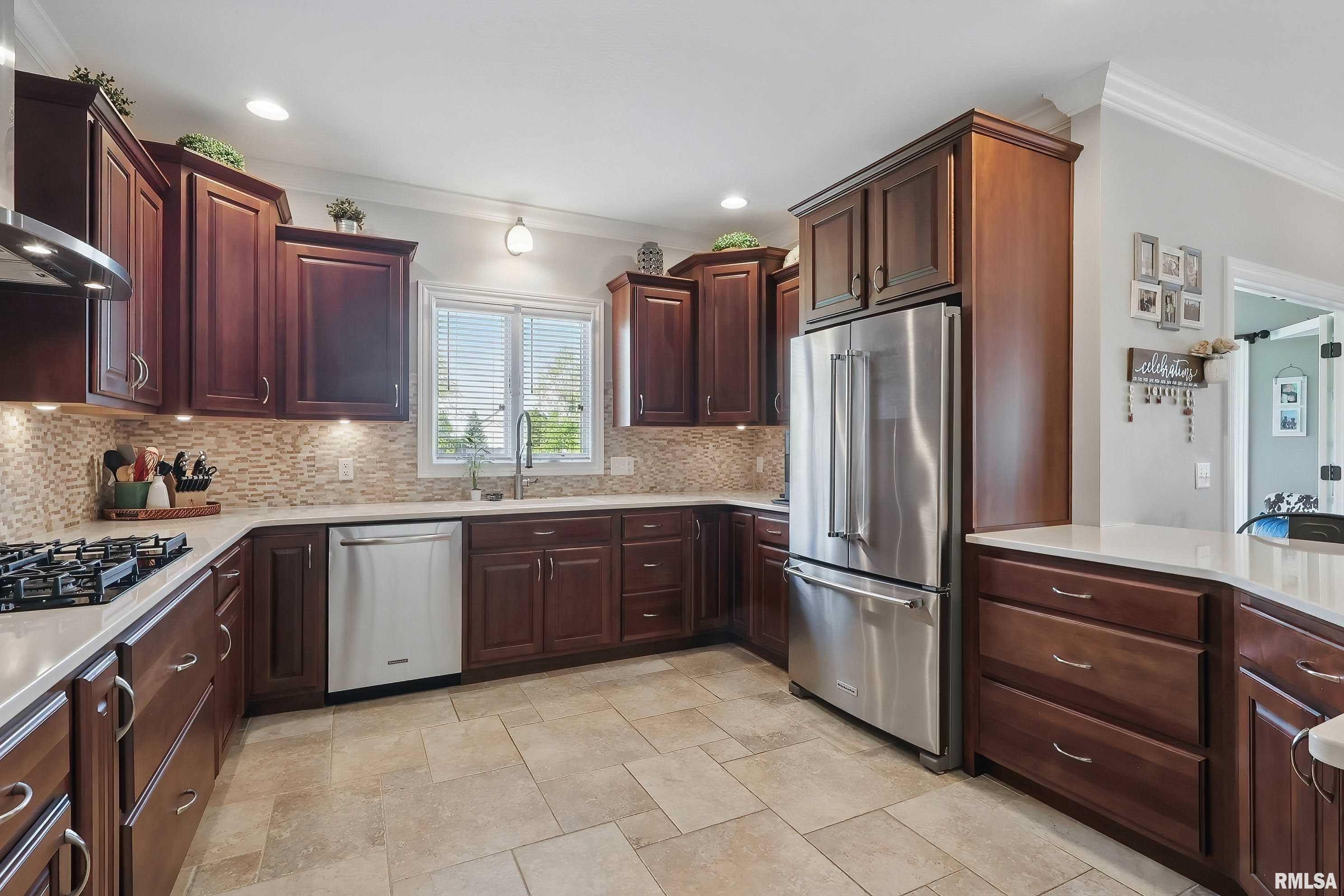 5630 Judge Road Bettendorf, IA 52722 - Photo 18 of 49 Gallery Image 18