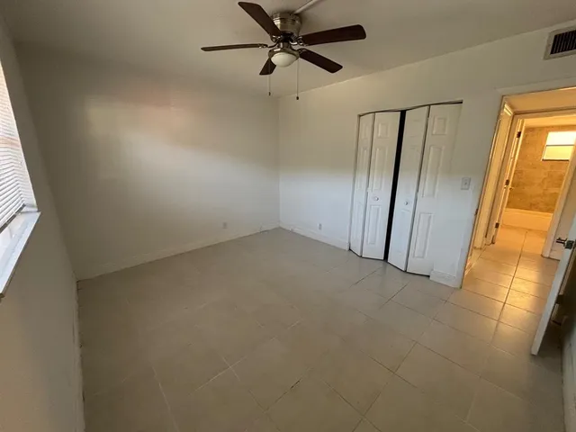 $1,500 | 4061 North Dixie Highway, Unit 17, Oakland Park, FL 33334