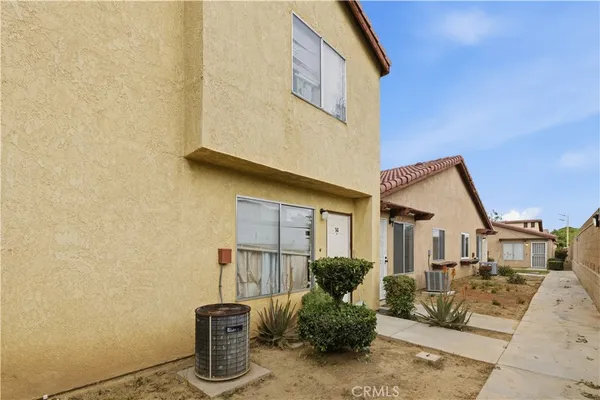 $265,000 | 1700 East Ave Q14, Unit 14, Palmdale, CA 93550
