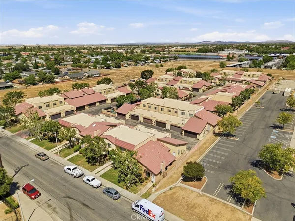 $265,000 | 1700 East Ave Q14, Unit 14, Palmdale, CA 93550