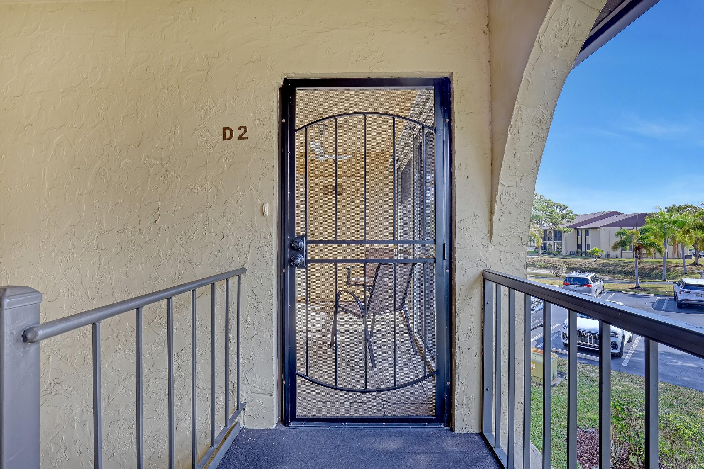 337 Pine Ridge Circle, Unit D2 Greenacres, FL 33463 - Photo 6 of 63 Image00006