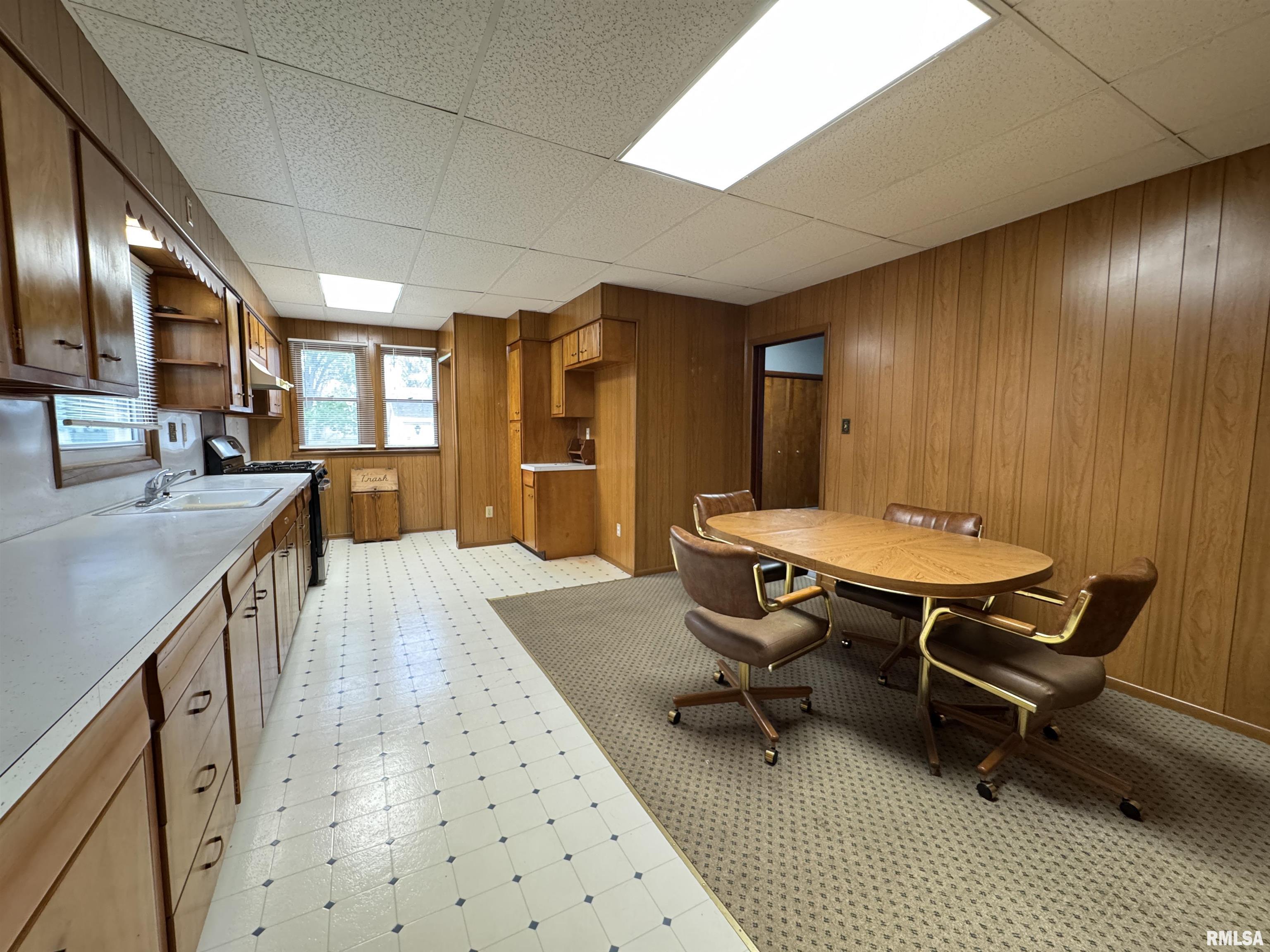 307 Lafayette Street Avon, IL 61415 - Photo 17 of 36