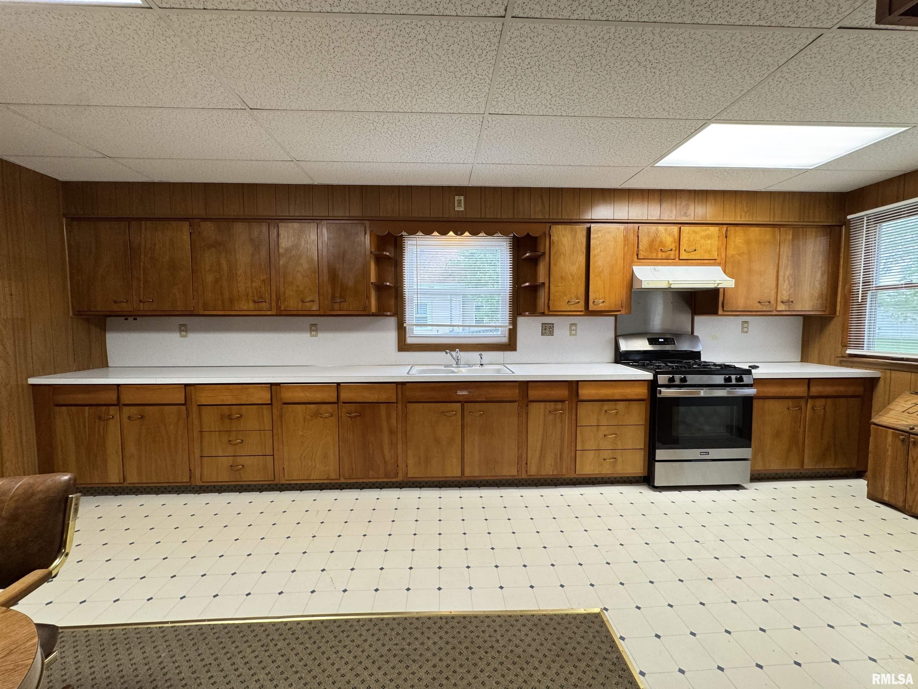 307 Lafayette Street Avon, IL 61415 - Photo 19 of 36